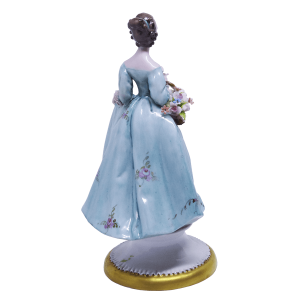 Porcellana Capodimonte - Dama con cesto di fiori.